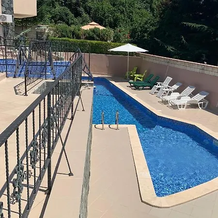 Rozali Apartmán